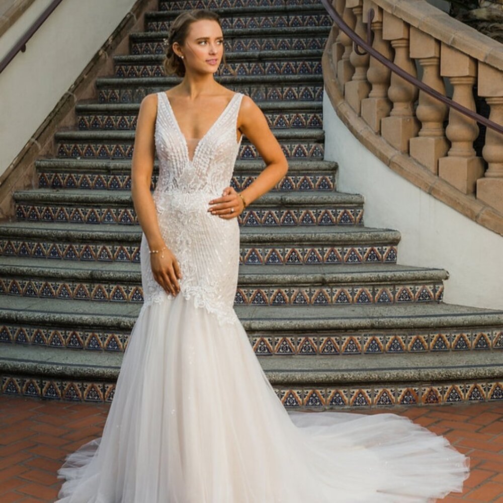 Evelyn Bridal Harper Wedding Dress Size 4